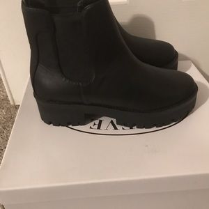 steve madden harrison platform chelsea boot